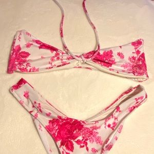 Frankie’s Bikinis Floral Set